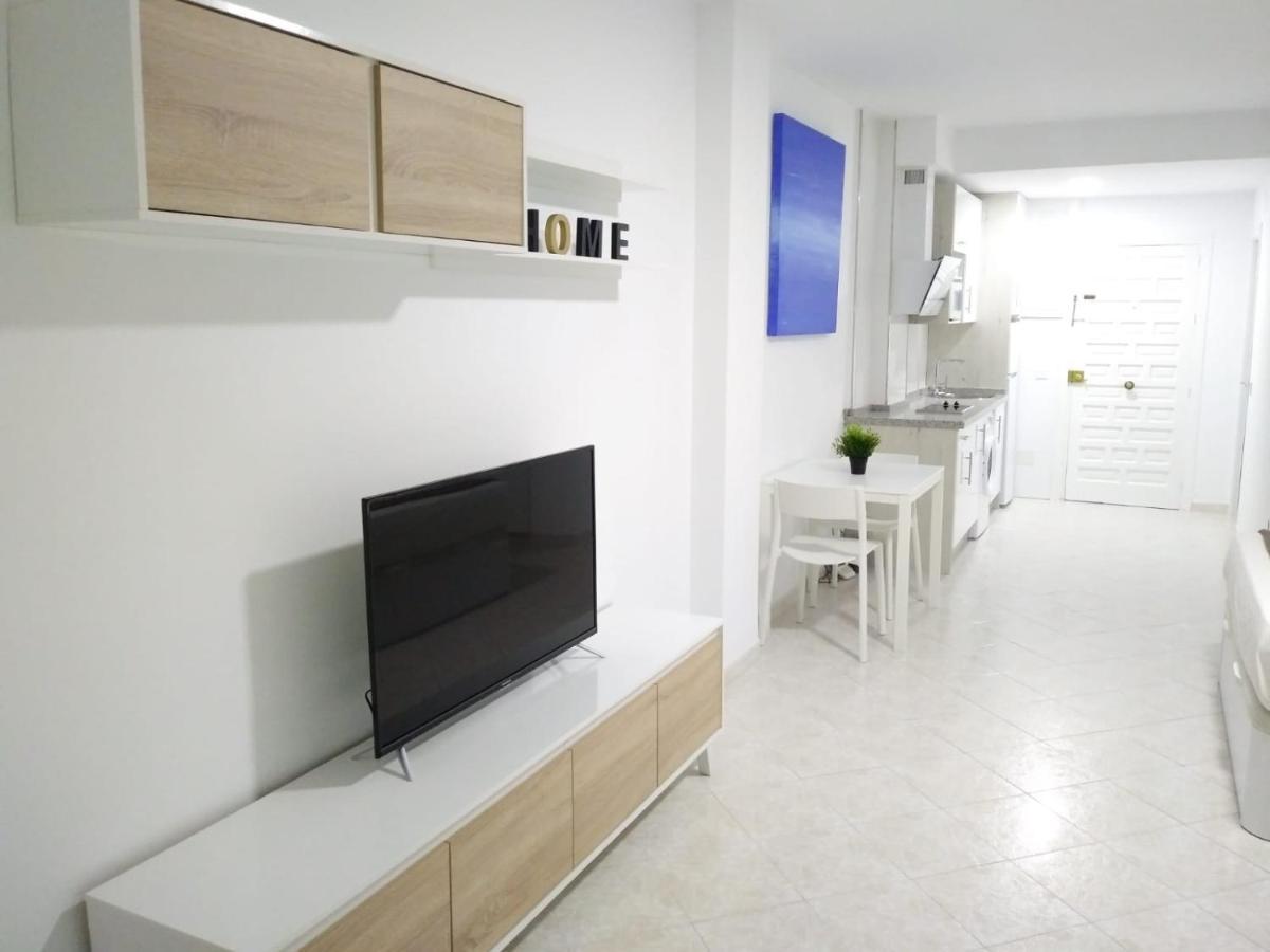 Benalsuite Estudio, Piscina Y Playa En Benalbeach, Benalmádena Eksteriør billede